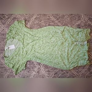 Green and white maternity button up short sleeve dress